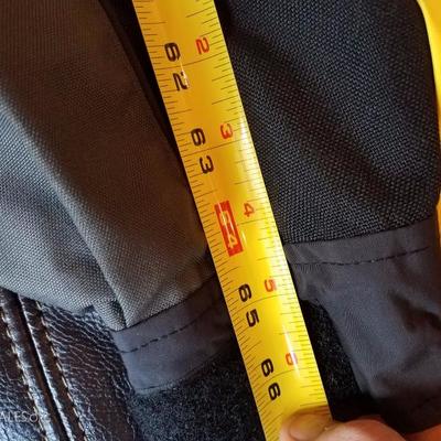 Lot-C25 Men's Large Black & Yellow North Face Full Body Ski Suit