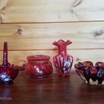 Lot-B26 4 Pc Mixed Fenton Red Glass Assortment Collection