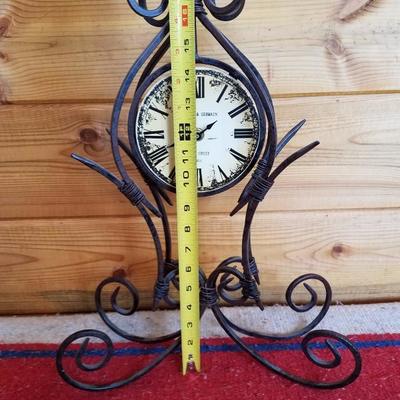 Lot-B40 Poirot & Germain Saint Croix Paris  Twisted Metal Table Clock
