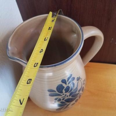 Lot-A9 Single Pflatzgraff Yorktowne Water Pitcher