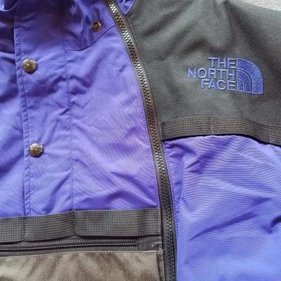 Lot-C22 Men's Full Bodied North Face Purple & Black Ski Suit 
