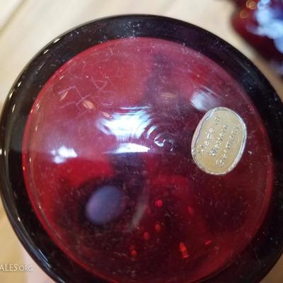Lot-B27 Mary Gregory Fenton Jars w/ Stoppers & Cut to Clear Red Mug