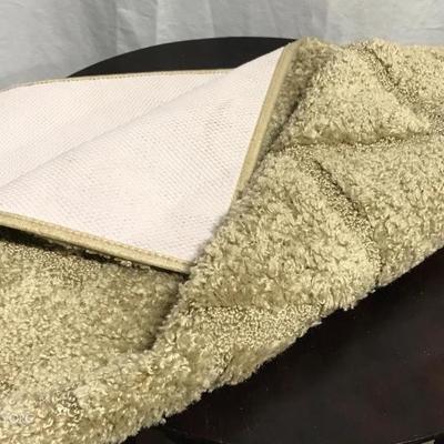 Bath mat 