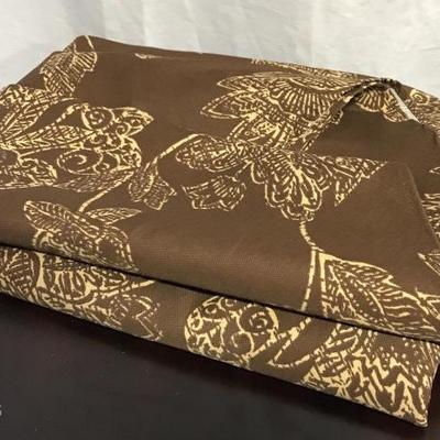 Tommy Bahamas outdoor round 60" approx table cloth 