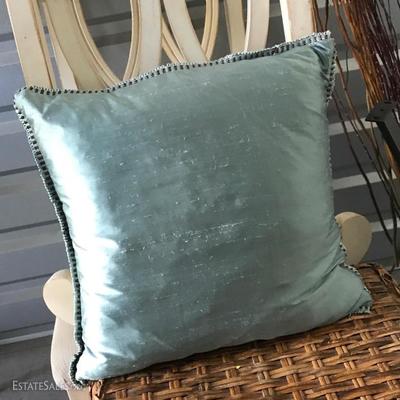 Gorgeous 3 PC pillow lot 