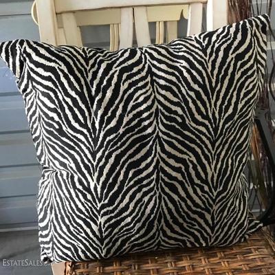 Gorgeous 3 PC pillow lot 