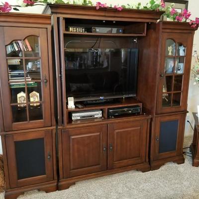 High End Cherry Wood 3pc Entertainment Center