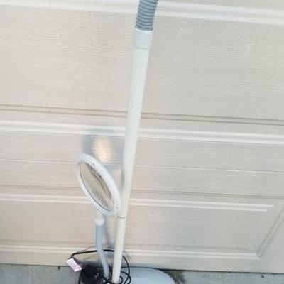 OTTLITE Sewing Lamp Light w/ Magnifying Glass