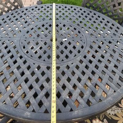 Outdoor Metal  Patio Chairs & Table