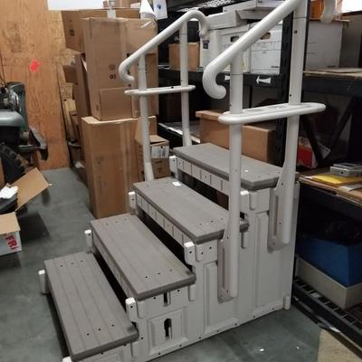 Pool or Extention Steps