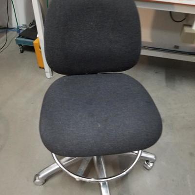 Rolling Adjustable Office Chair A-85
