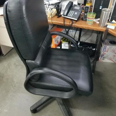 Black Rolling Office Chair B-6
