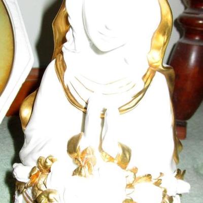 Crucifixion Plates plus other items - See all photos 