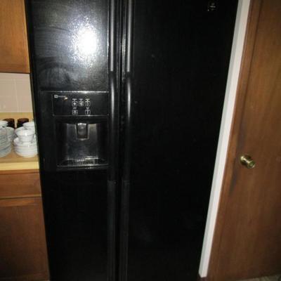 Excellent Working Fridge