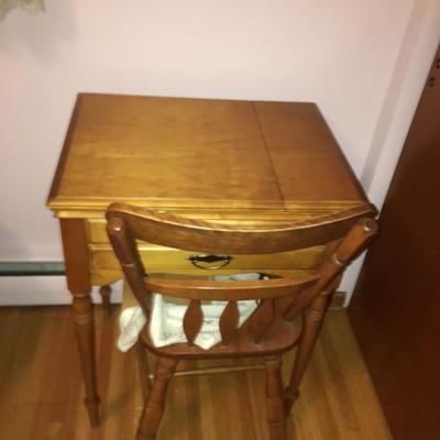 Sewing Machine with Loads of craft Items