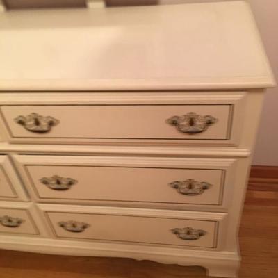 White Dresser with Mirror