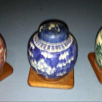 Chinese Pots