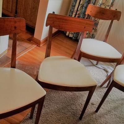 Drexel - Mid Century Dining Set w/Chairs and (2) Leaves
