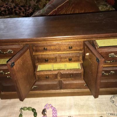 Jewelry Lot #8 with Case