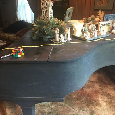 Grand Piano
