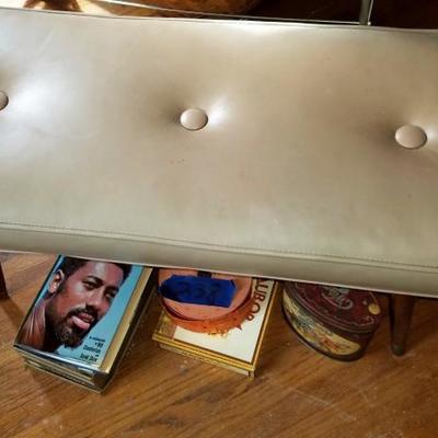 Raffle The Bench - Lot #238