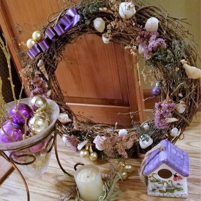 Holiday Decor Candles Ornaments Wreath Lot #82 
