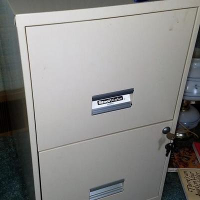 Metal Filing Cabinet - Lot # 231. 
