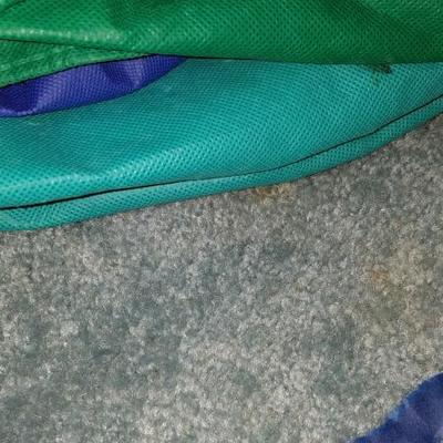 (2) Throw Rugs Three Reusable Bags & Bedding - Lot # 229