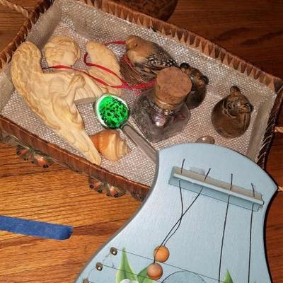 Misc. Decor in Basket #92