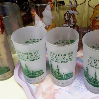 Souvenir In Cartoon Glassware #185 