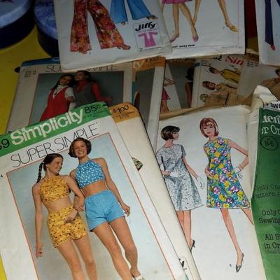 Cool Designs - Vintage Patterns Lot #235 