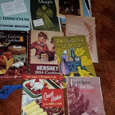 Vintage Cookbook Collection #97  