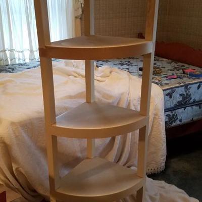 Corner Shelf = Lot # 212 