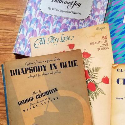 Sweet Melodies Music Sheets #32. 
