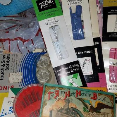 HUGE Sewing Lot Carry Sewing Bag and Whatnots -Lot #237 