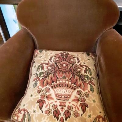 Vintage couch and Chair