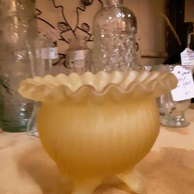 Glass bowl