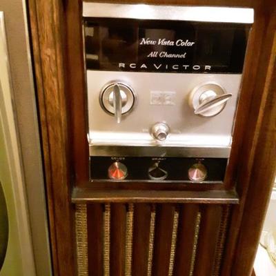 RCA Victor TV Console