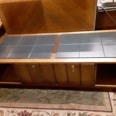 Coffee table & two end tables