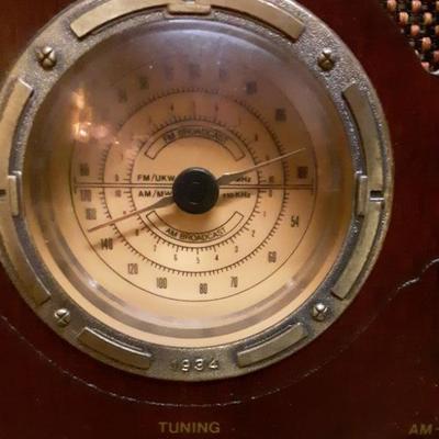 Thomas Radio