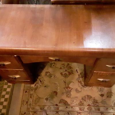 Vintage small desk