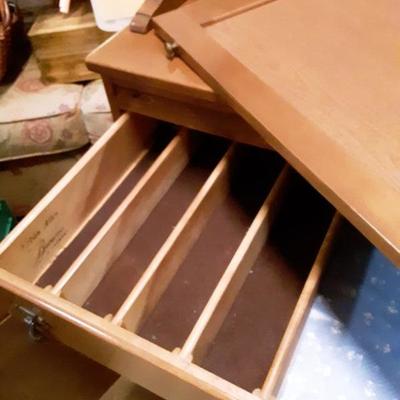 Buffet Hutch