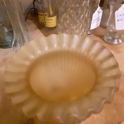 Glass bowl