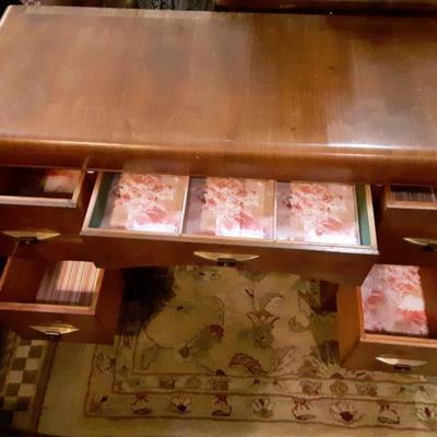 Vintage small desk