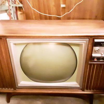 RCA Victor TV Console