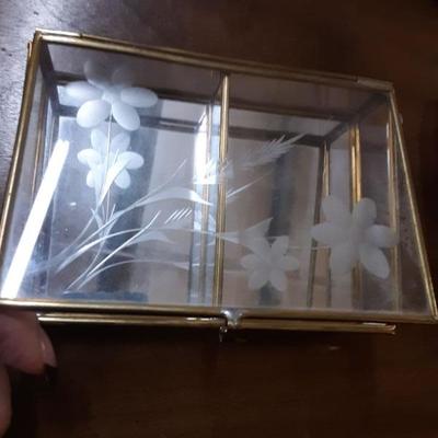 Glass trinket box 