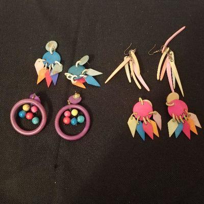 Vintage lot of 4 80s style wood earrings - #127-A