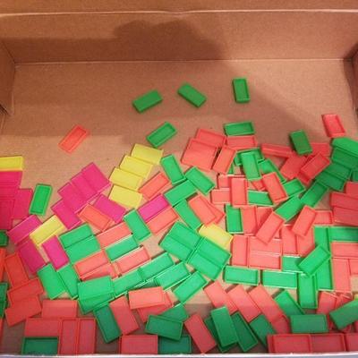 Domino Rally NEON SUPER DELUXE SET Pressman 1990 Hours Of Fun #130-A