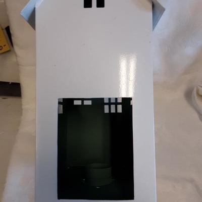 Wite Metal house tea light holder