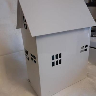 Wite Metal house tea light holder
